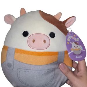 Squishmallows Ronnie the Brown Cow in Overalls 8"